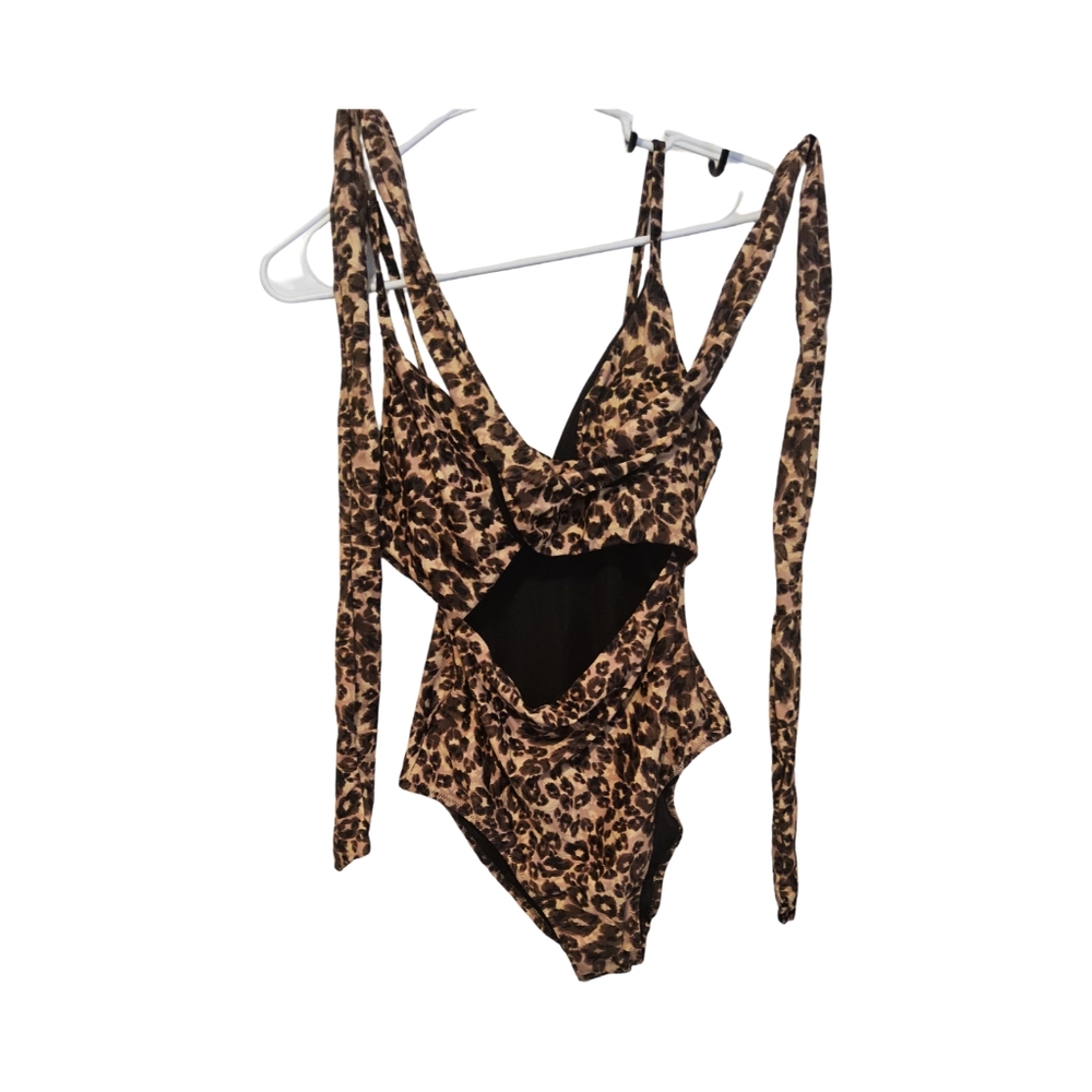 1 NWT Aerie Black, brown and Cream One Piece Wrap Around swimsuit size medium